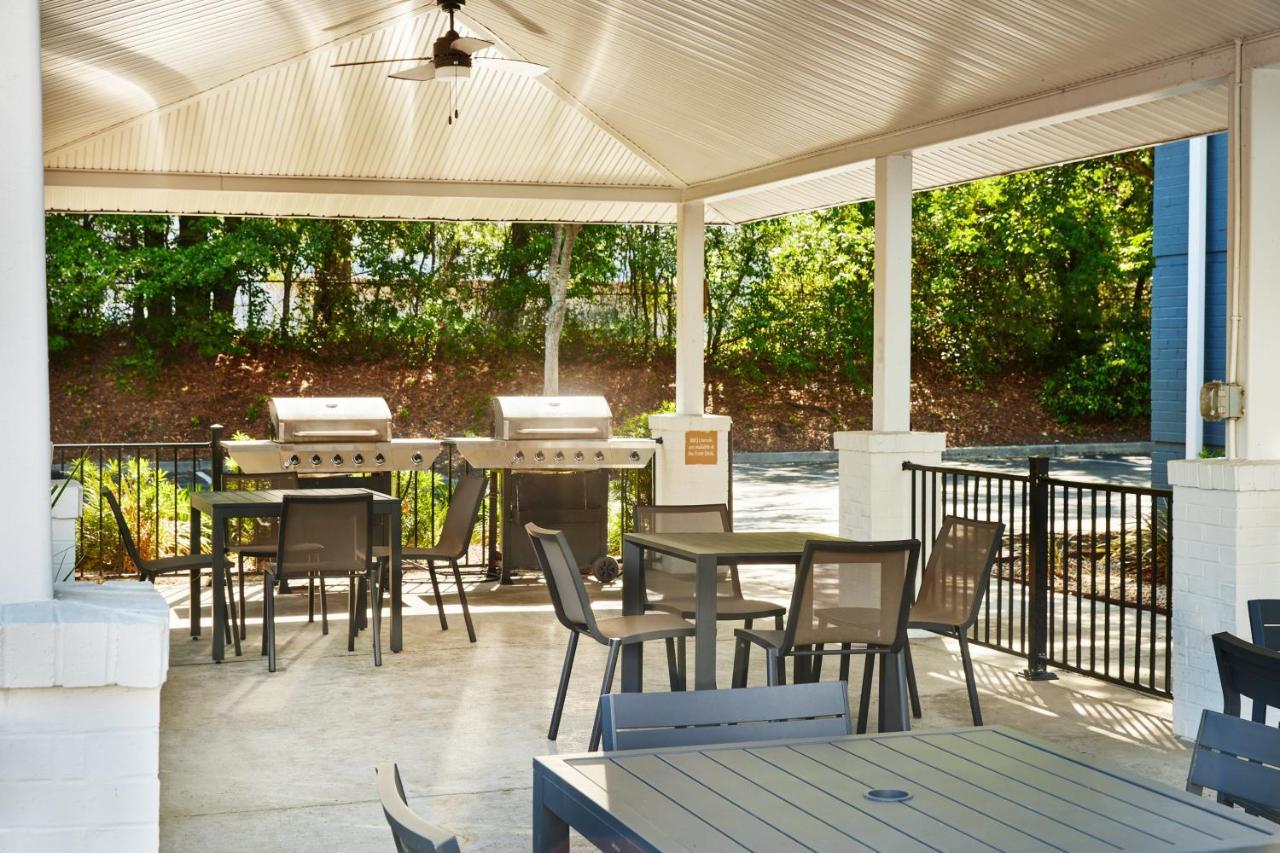 Candlewood Suites Charleston-Northwoods By Ihg Север Чарлстон Экстерьер фото
