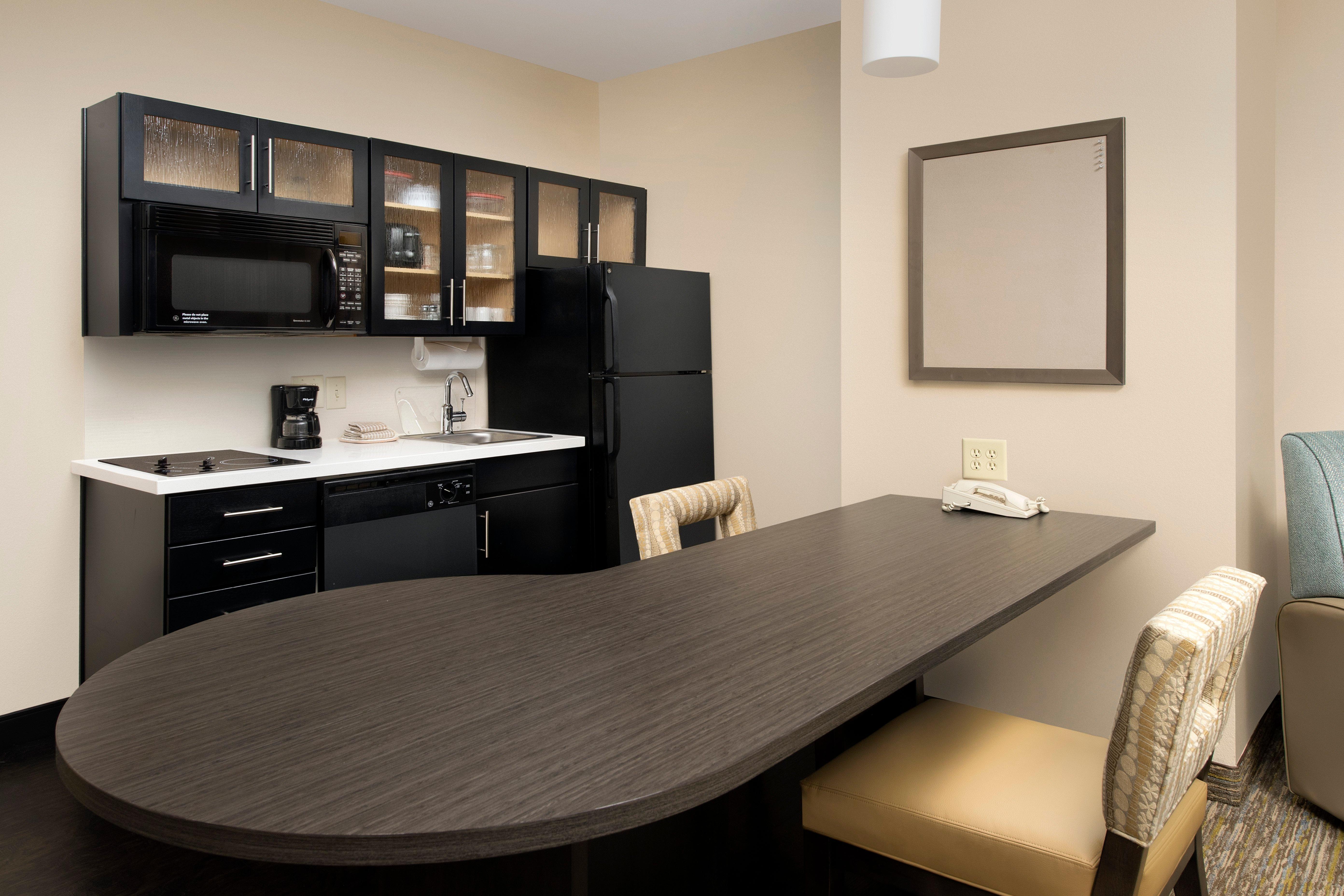 Candlewood Suites Charleston-Northwoods By Ihg Север Чарлстон Экстерьер фото